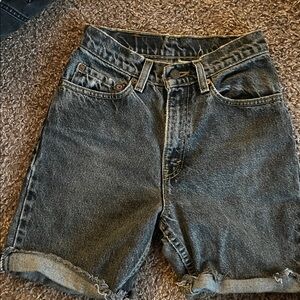Stone Wash Vintage Levi Cut Off Shorts